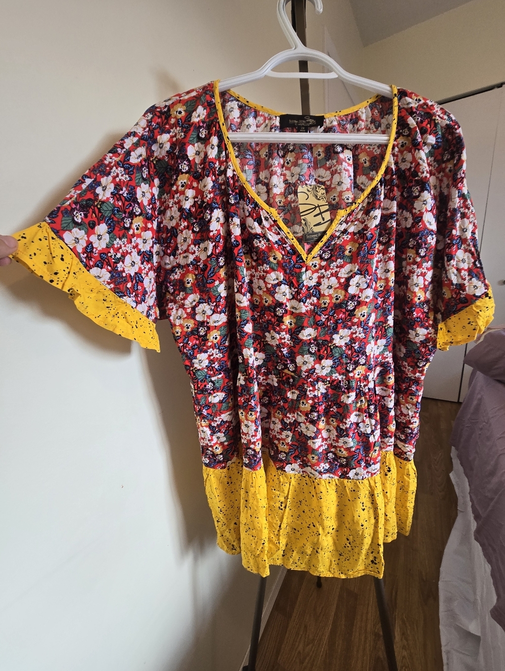 Suzanne Betro Red & Pink Floral V-Neck Tunic with Yellow Trim